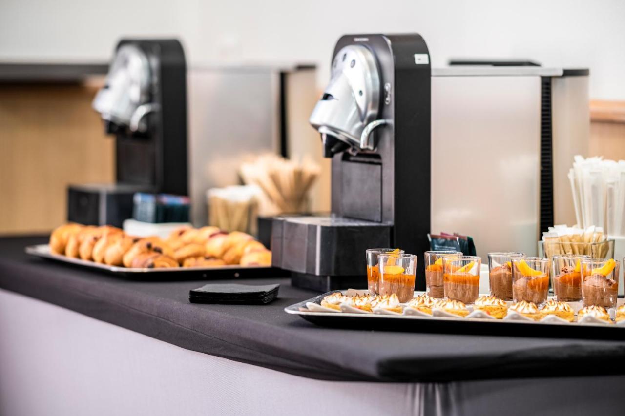 Отель Ibis Douai Centre Экстерьер фото