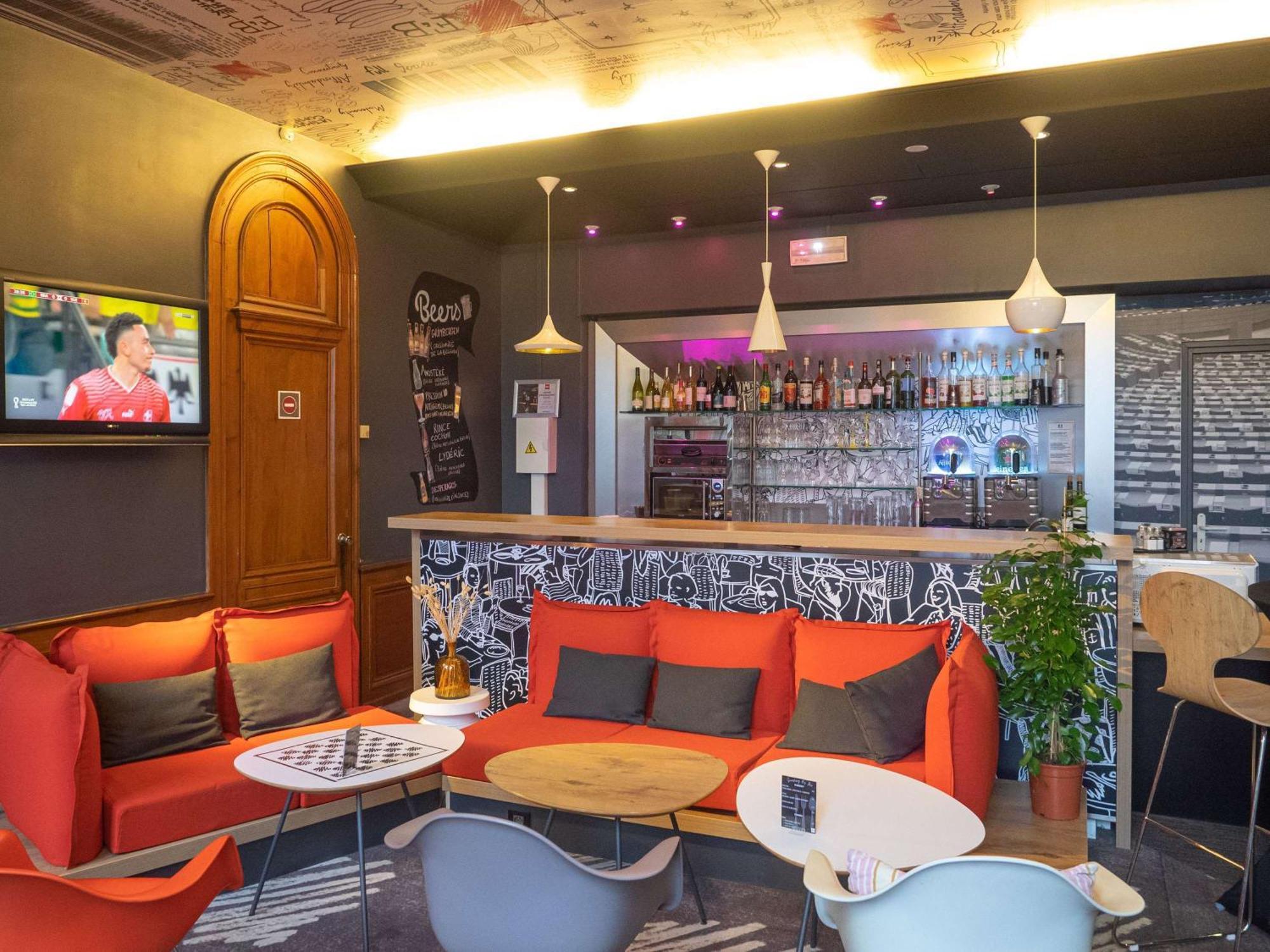 Отель Ibis Douai Centre Экстерьер фото