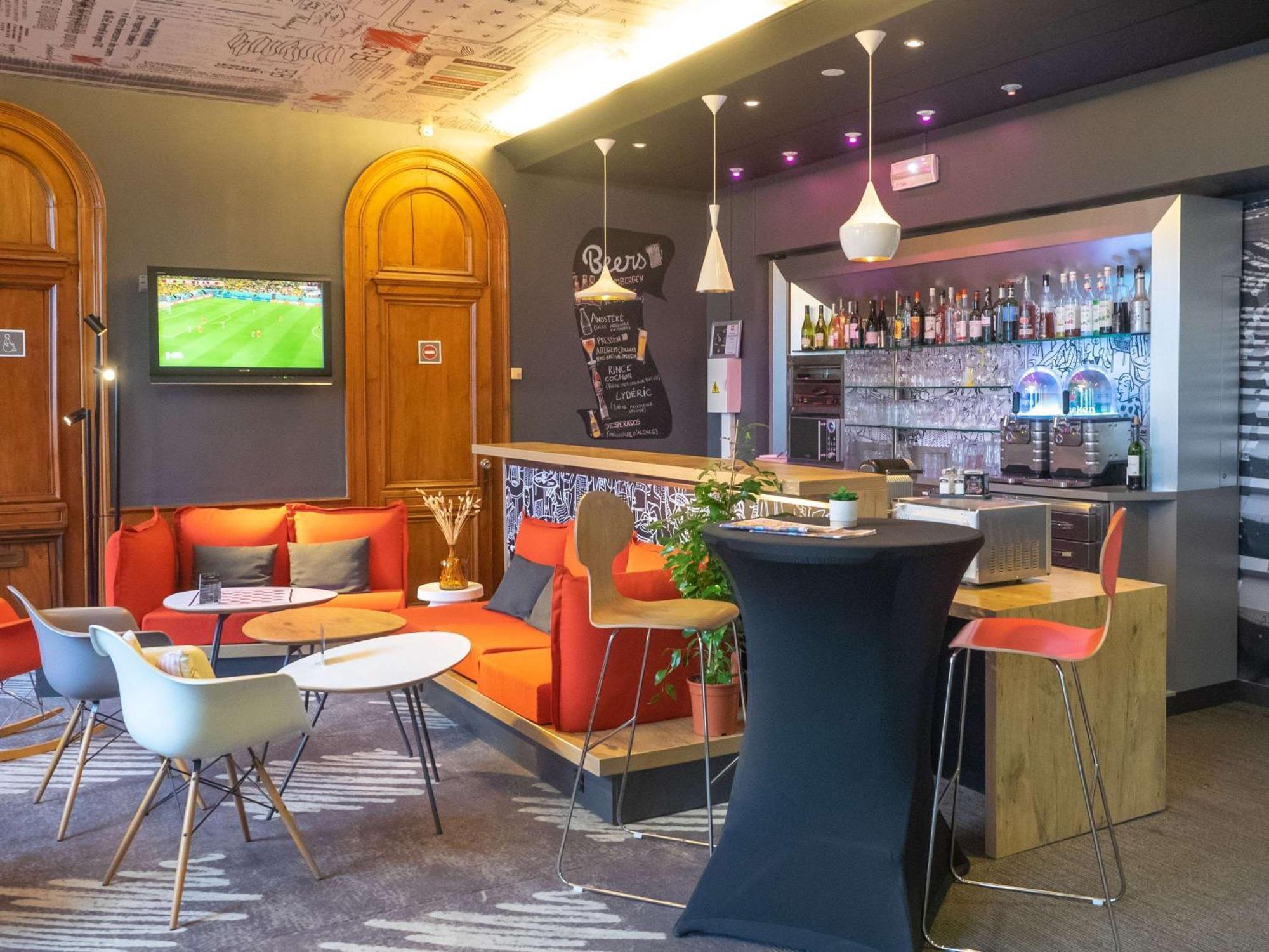 Отель Ibis Douai Centre Экстерьер фото