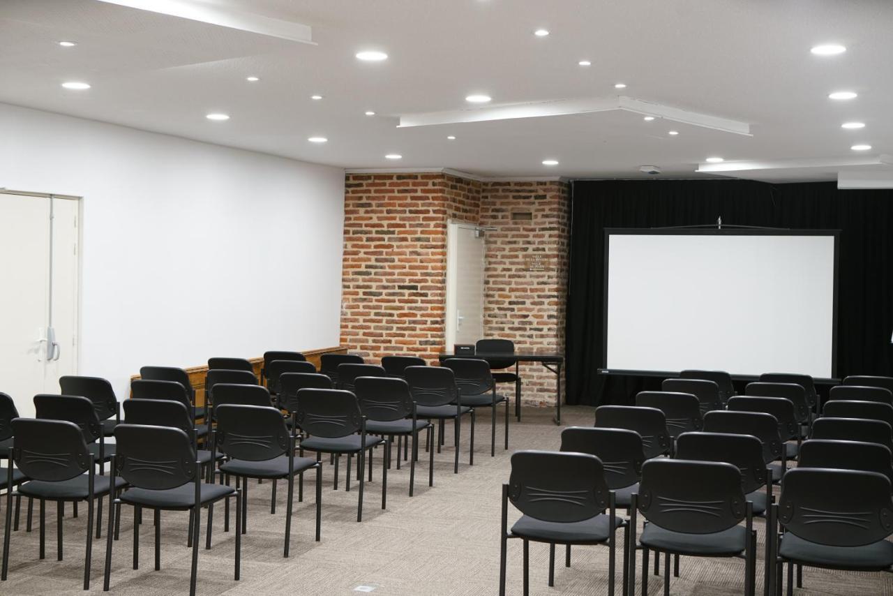 Отель Ibis Douai Centre Экстерьер фото